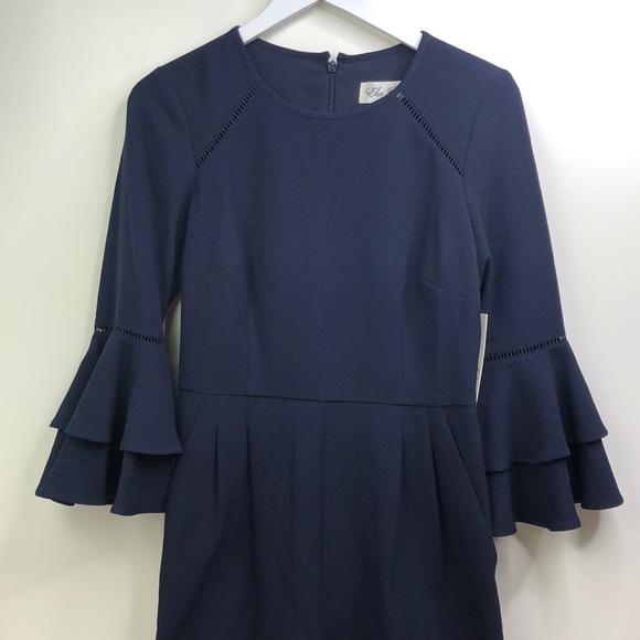 Eliza J navy round neck jumpsuit NWT size 6 - Picture 2 of 8